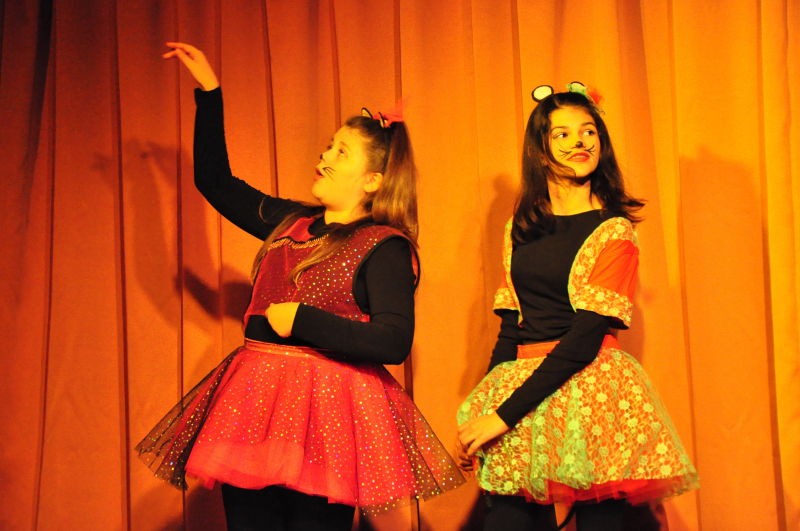 Sharon Rat and Tracey Rat - the good rats