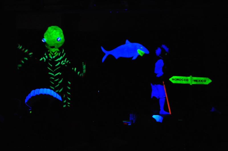 Captain Tuna chased by a shark