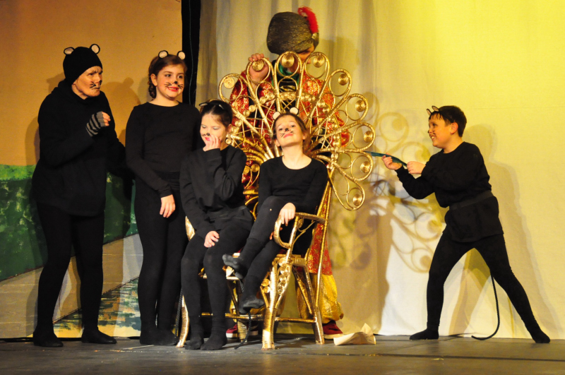 Wormtail and the rats corner Sultan Pepper