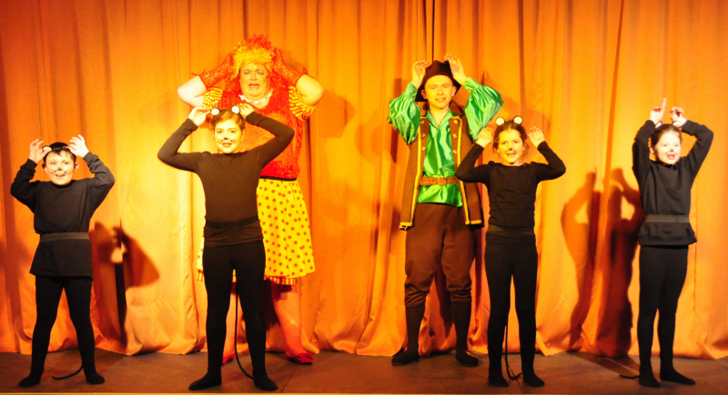 Leading the Community Song